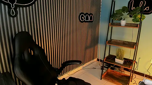 Emily_robertss1 webcam