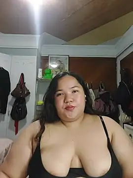 LianaCruzado webcam