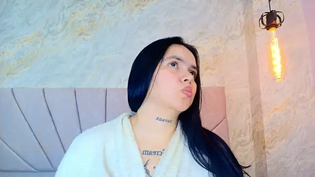 Mia_candy_0
