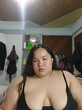 LianaCruzado webcam