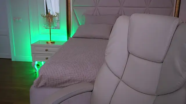 AshleyBaie live cam on StripChat