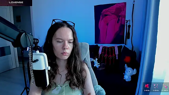 Vulgar_Tamer webcam