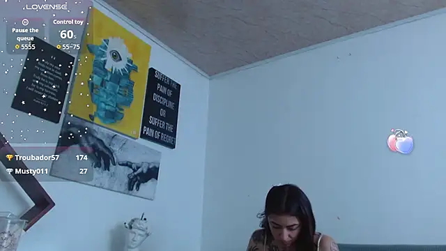ZoeBakers_ live cam on StripChat