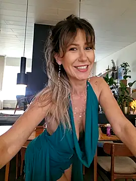 CelynaRoss webcam