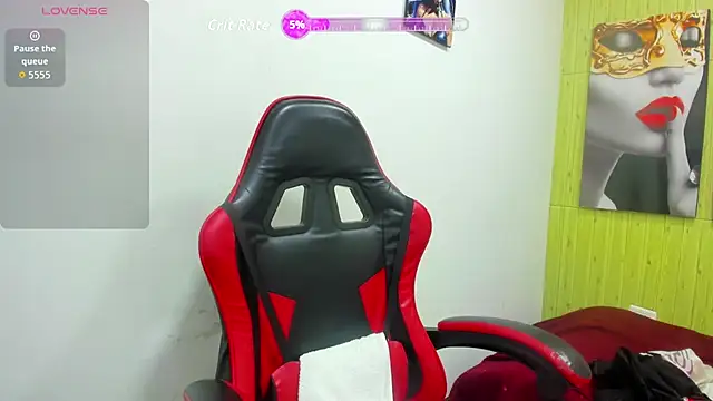 Chantalvedette live cam on StripChat