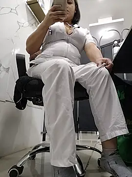 Melany-1 webcam