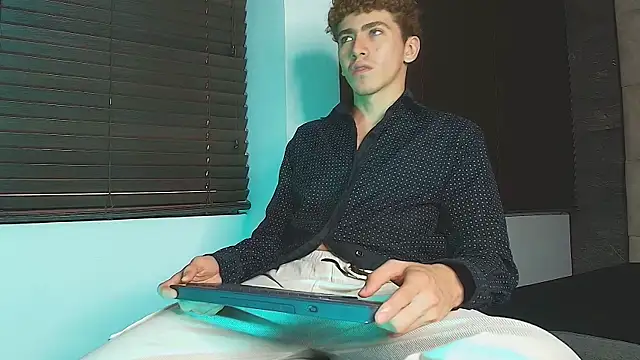 Tyler_Mcrey webcam