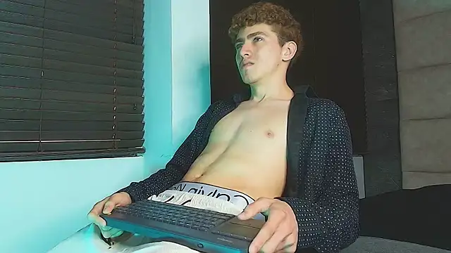 Tyler_Mcrey webcam