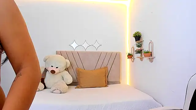 zara_cute webcam
