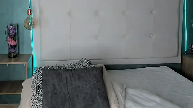 mia_gomez7 webcam