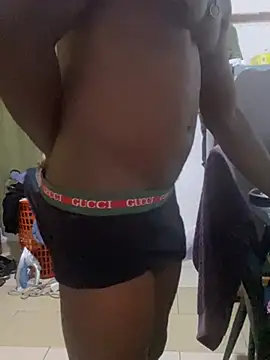 Pornhouse420 webcam