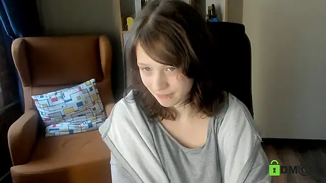 Alina_Mills webcam