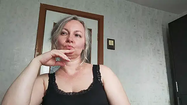 EdithManning webcam