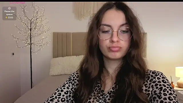 Real_cutie1 webcam