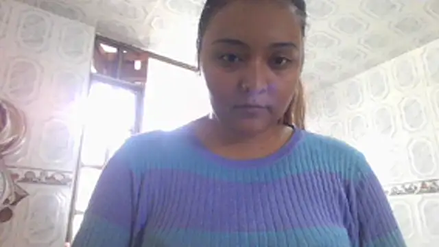 Rush_rosee_150 live cam on StripChat