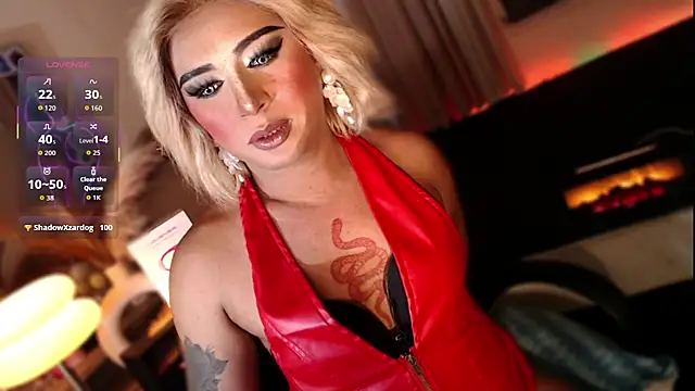 Holly_DiorJadoreTS webcam
