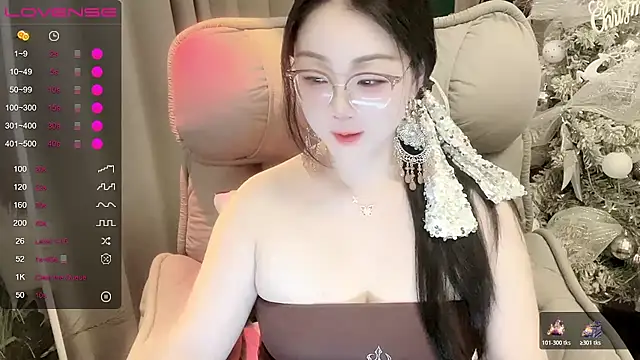 Monica-666888- webcam