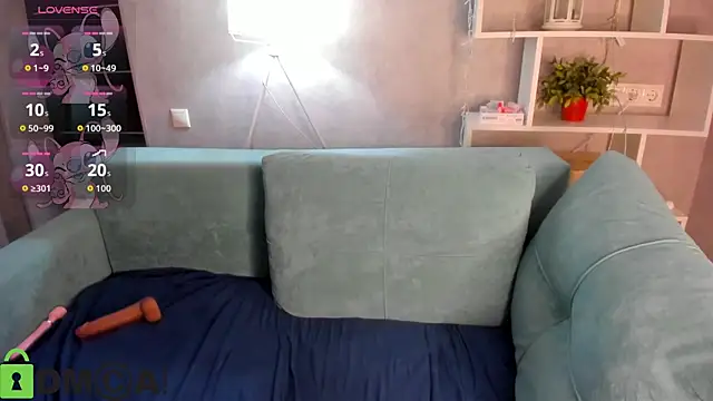 Sew_Sunny live cam on StripChat