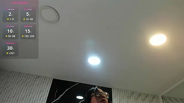OliviaWilliamm webcam