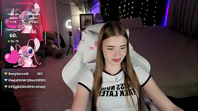 Milla_Rae webcam