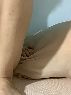 monarch_lust live cam on StripChat