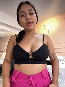 BELLA_GAITAN_ webcam