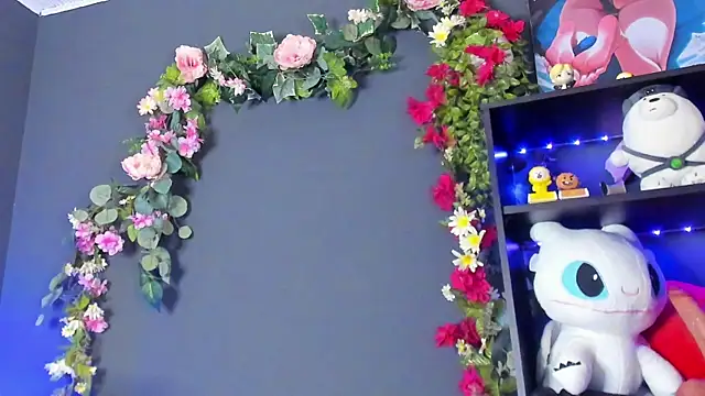 Kira_Exxe webcam