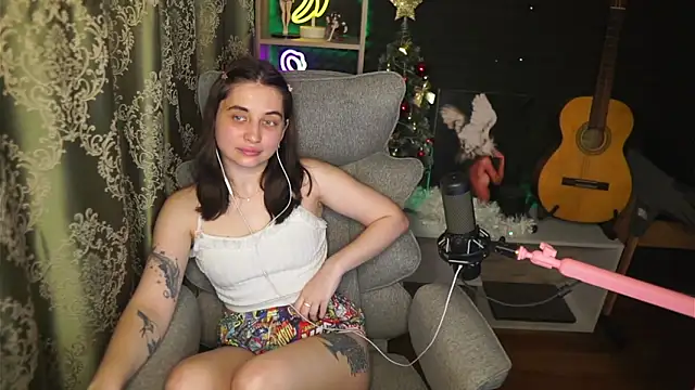 delicatedBailey webcam