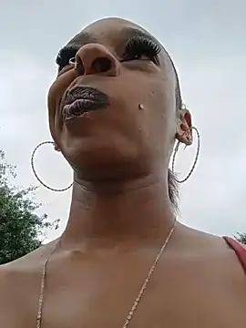 Jasmine_FullsShine webcam