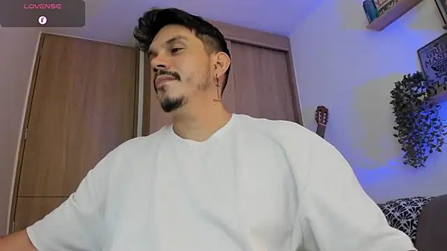 alejandro_stark webcam