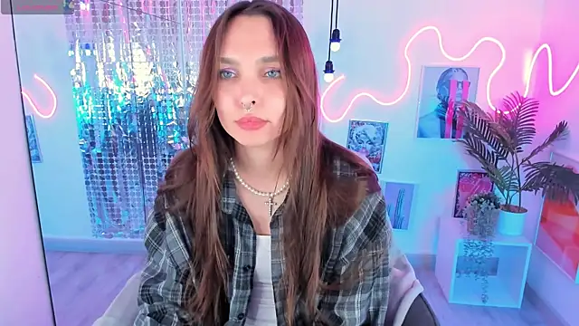 ChloeSunny webcam