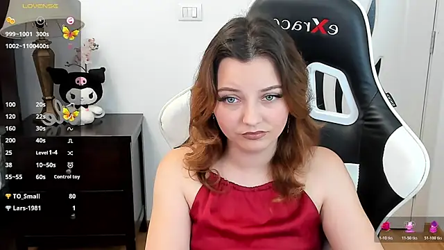 pretty_little_thing webcam