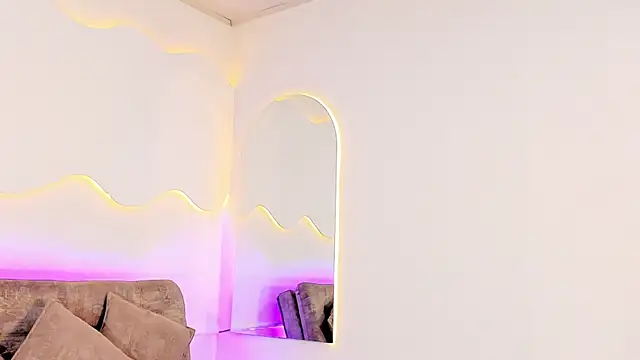 ArohomLester_ webcam