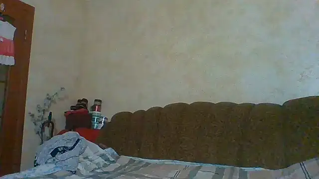 MilaSky5303 live cam on StripChat