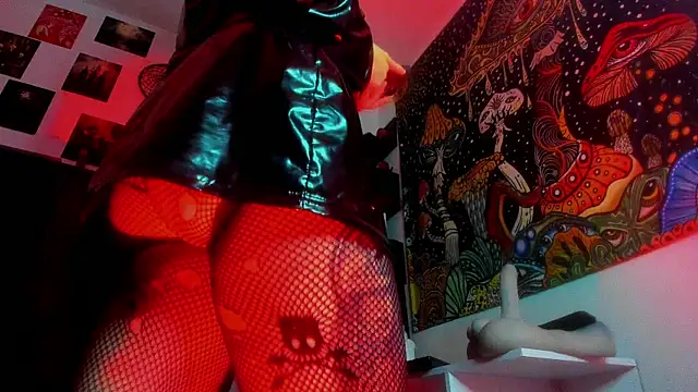 madame_ibby live cam on StripChat