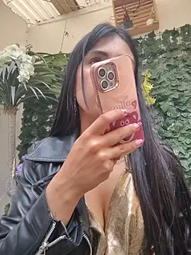 live sex free Astrid--
