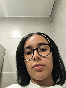 Annya-sweet webcam