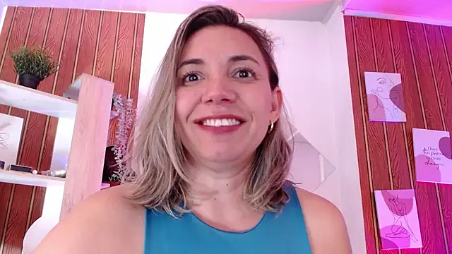 milfsecret69 webcam