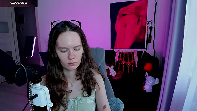 Vulgar_Tamer webcam