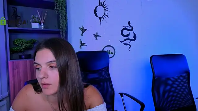 lisa_dark_
