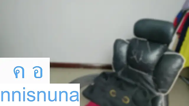 nunanunanuna live cam on StripChat