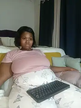 RealQueenOfSouth webcam