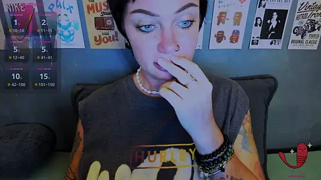 EllieOz webcam