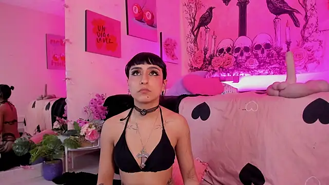 Maeve_Vampire