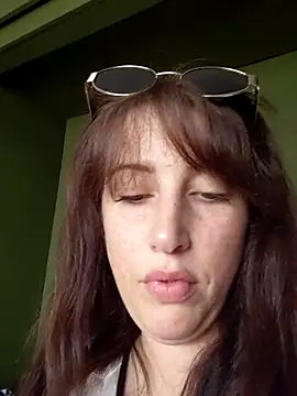LuLuLover89 webcam