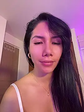 ArianaReynoldss webcam