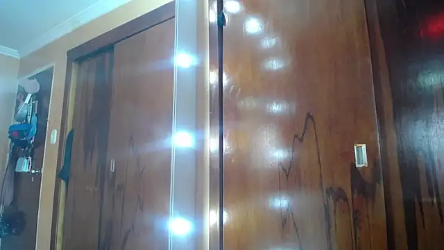 miss_lilieth webcam