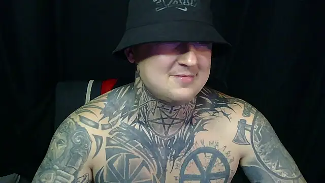 devilWithTats webcam