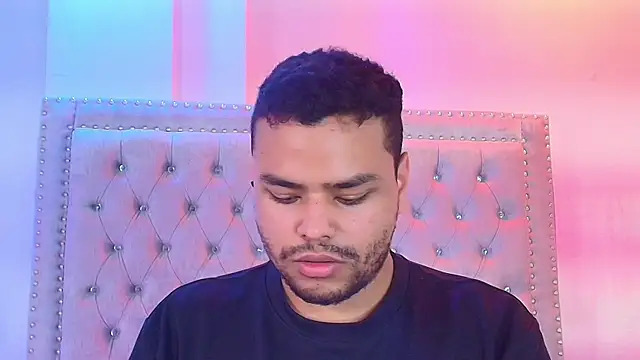 TarlyWho webcam
