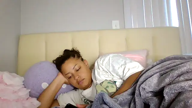 madzbailey webcam